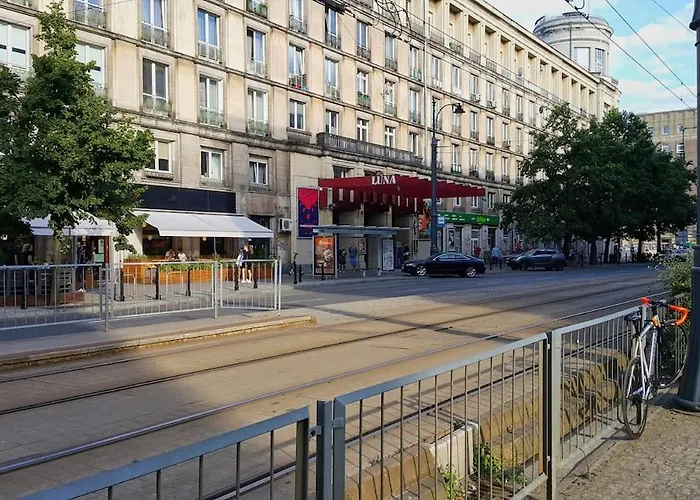 Luna - Center Zbawiciela Marszalkowska * Варшава