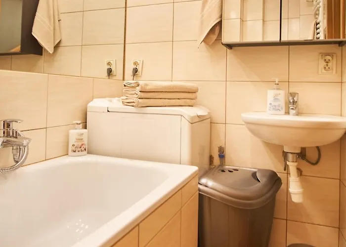 Luna - Center Zbawiciela Marszalkowska Varsavia